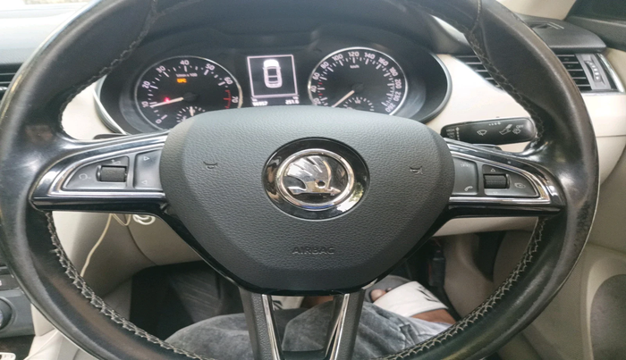 2016 Skoda Octavia STYLE PLUS AT 1.8 TSI, Petrol, Automatic, 96,957 km, interior