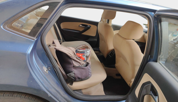 2016 Volkswagen Ameo HIGHLINE1.2L, Petrol, Manual, 95,905 km, interior