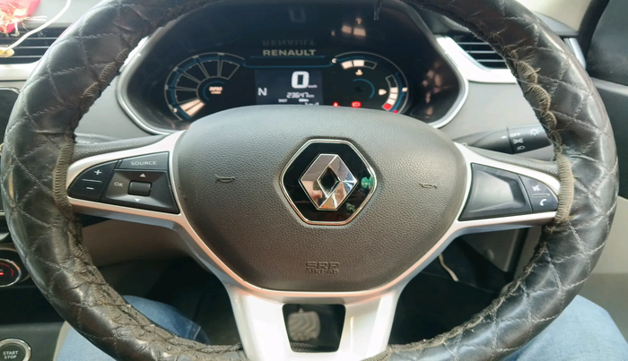 2022 Renault TRIBER RXZ AMT DUAL TONE, Petrol, Automatic, 23,647 km, interior