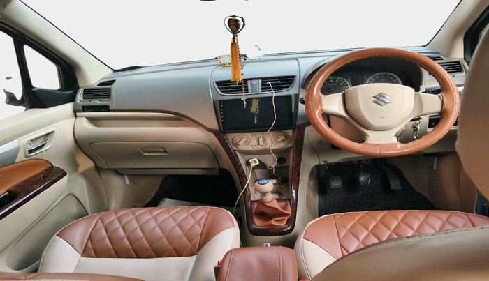 2015 Maruti Ertiga VXI CNG, Petrol, Manual, 1,23,342 km, interior