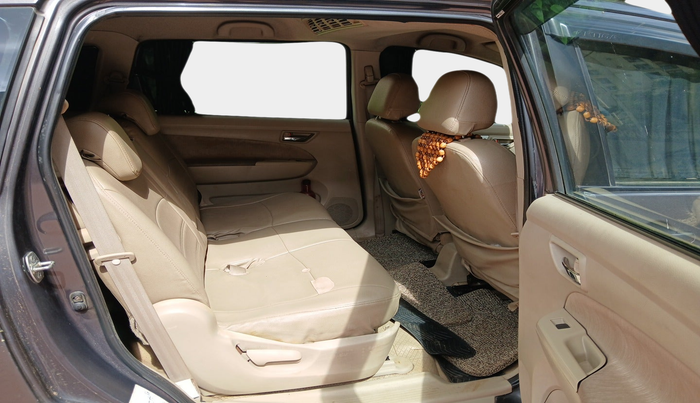 2014 Maruti Ertiga ZDI, Diesel, Manual, 1,22,593 km, interior