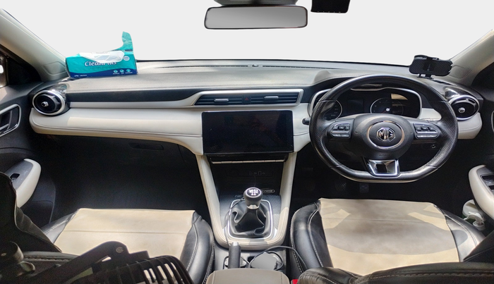 2022 MG ASTOR SUPER 1.5 MT, Petrol, Manual, 19,312 km, interior