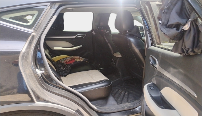 2022 MG ASTOR SUPER 1.5 MT, Petrol, Manual, 19,312 km, interior