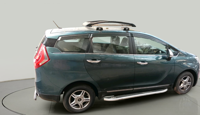 2018 Mahindra MARAZZO M6 7 STR, Diesel, Manual, 98,872 km, exterior