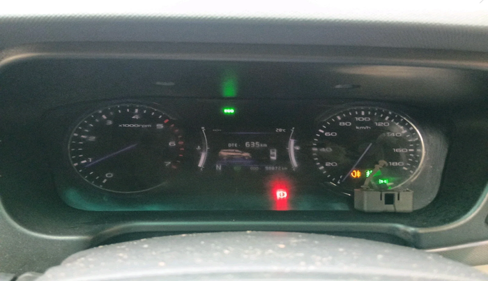 2018 Mahindra MARAZZO M6 7 STR, Diesel, Manual, 98,872 km, interior