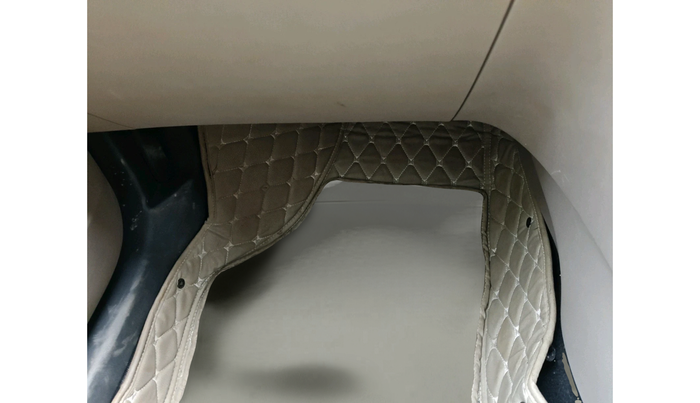 2012 Skoda Yeti ELEGANCE 2.0 TDI CR 4X4, Diesel, Manual, 84,533 km, interior