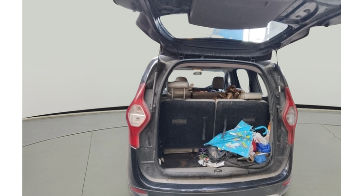 2015 Renault Lodgy 110 PS RXZ 8 STR, Diesel, Manual, 80,813 km, exterior