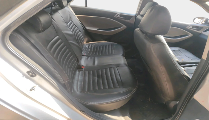 2014 Hyundai Elite i20 ASTA 1.2, Petrol, Manual, 1,01,496 km, interior