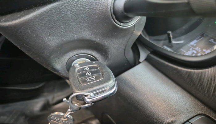 2021 Hyundai VENUE SX 1.0 TURBO, Petrol, Manual, 15,510 km, interior