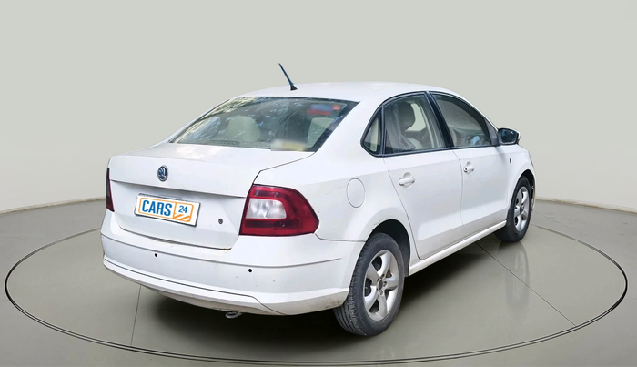 2014 Skoda Rapid AMBITION 1.6 MPI MT PLUS ALLOY, Petrol, Manual, 61,561 km, exterior