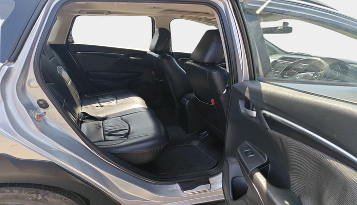 2018 Honda WR-V 1.5L I-DTEC VX MT, Diesel, Manual, 1,24,081 km, interior