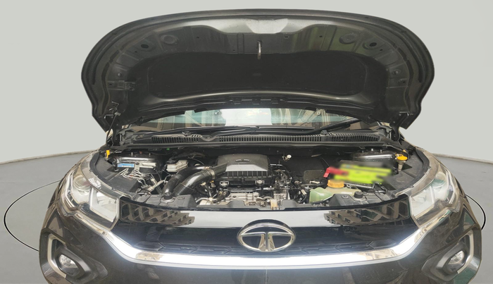 2021 Tata NEXON XZA PLUS (O) PETROL, Petrol, Automatic, 66,718 km, exterior