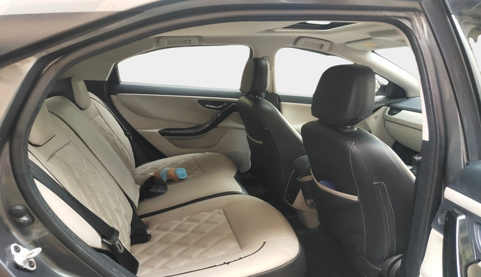 2021 Tata NEXON XZA PLUS (O) PETROL, Petrol, Automatic, 66,718 km, interior