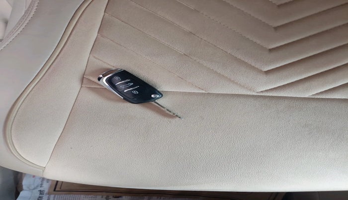 2012 Maruti Swift Dzire VDI, Diesel, Manual, 1,51,340 km, interior