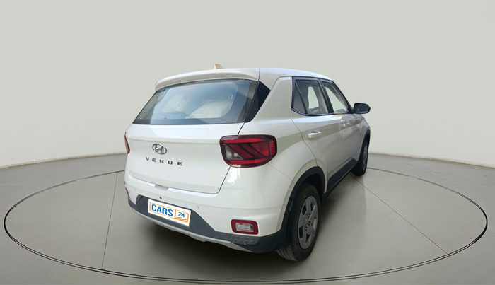 2020 Hyundai VENUE E 1.2, Petrol, Manual, 35,426 km, exterior