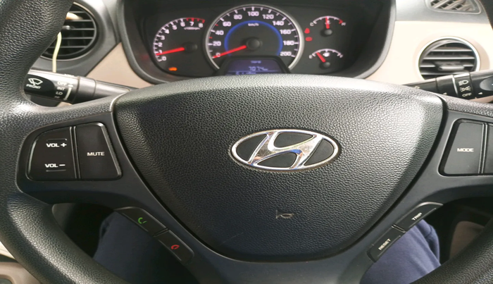 2016 Hyundai Grand i10 SPORTZ 1.2 KAPPA VTVT, Petrol, Manual, 51,194 km, interior