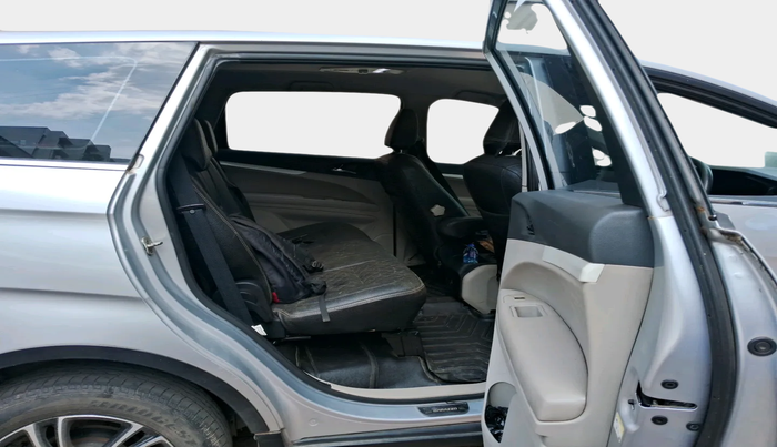 2020 Mahindra MARAZZO M 6 + 8 STR, Diesel, Manual, 45,946 km, interior