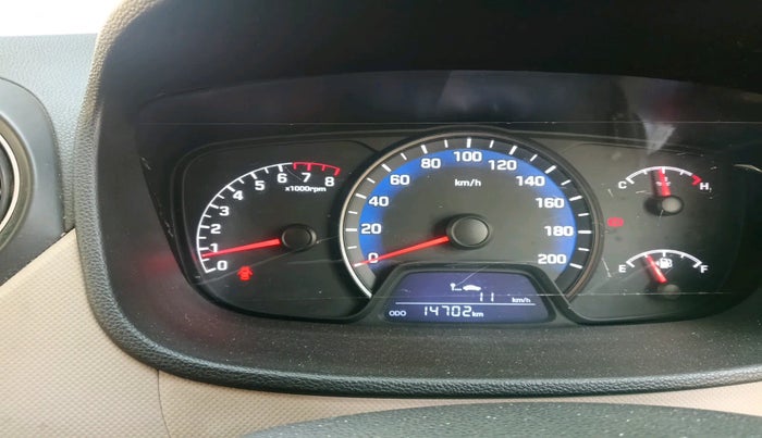 2014 Hyundai Xcent S (O) 1.2, Petrol, Manual, 14,702 km, interior