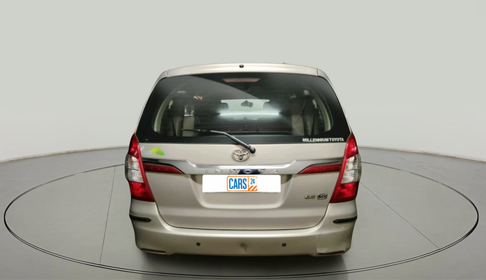 2015 Toyota Innova 2.5 GX 7 STR, Diesel, Manual, 1,42,630 km, exterior