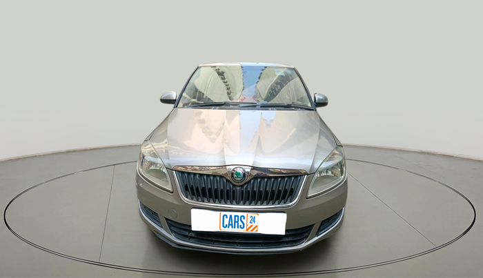 2011 Skoda Fabia AMBIENTE 1.2 MPI, Petrol, Manual, 1,30,200 km, exterior