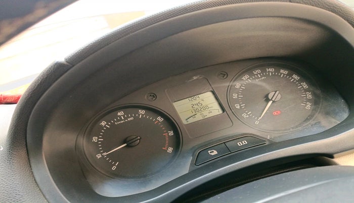 2011 Skoda Fabia AMBIENTE 1.2 MPI, Petrol, Manual, 1,30,200 km, interior