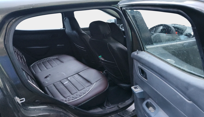 2015 Renault Kwid RXL, Petrol, Manual, 1,07,489 km, interior