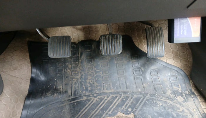 2014 Hyundai i10 MAGNA 1.1, Petrol, Manual, 1,02,834 km, interior