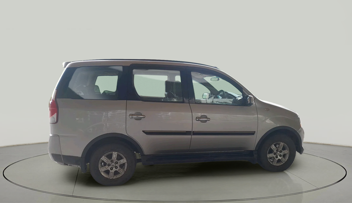 2013 Mahindra Xylo H9 BS IV, Diesel, Manual, 2,52,872 km, exterior