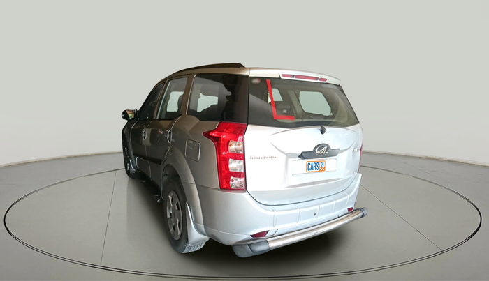 2015 Mahindra XUV500 W4, Diesel, Manual, 1,08,659 km, exterior
