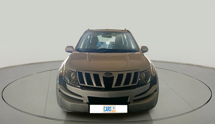 2015 Mahindra XUV500 W4, Diesel, Manual, 1,08,659 km, exterior