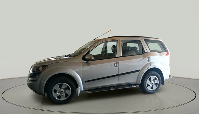 2015 Mahindra XUV500 W4, Diesel, Manual, 1,08,659 km, exterior