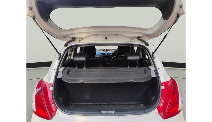 2013 Maruti Swift VXI, Petrol, Manual, 73,026 km, exterior