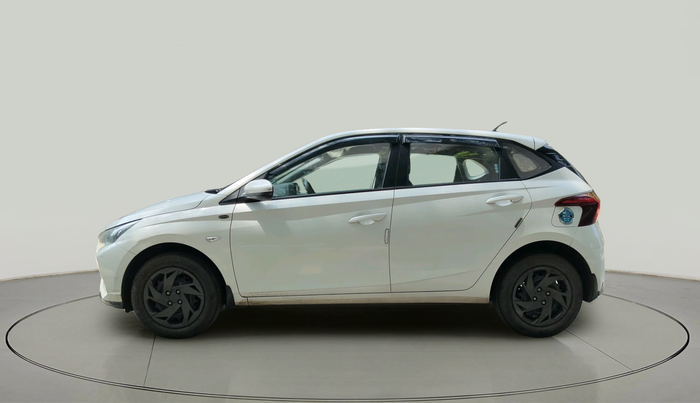 2022 Hyundai NEW I20 MAGNA 1.2 MT, Petrol, Manual, 5,262 km, exterior