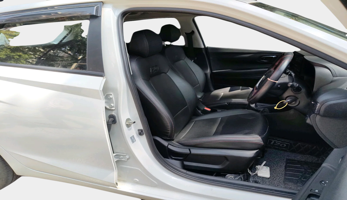 2022 Hyundai NEW I20 MAGNA 1.2 MT, Petrol, Manual, 5,262 km, interior