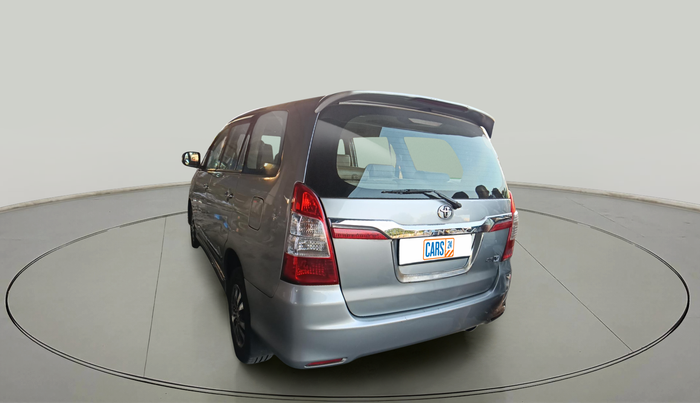 2015 Toyota Innova 2.5 VX 8 STR, Diesel, Manual, 1,84,985 km, exterior