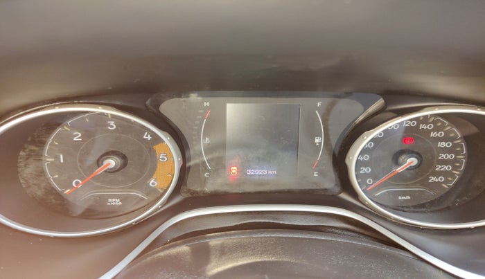 2017 Jeep Compass LIMITED (O) 2.0 DIESEL, Diesel, Manual, 8,79,000 km, interior