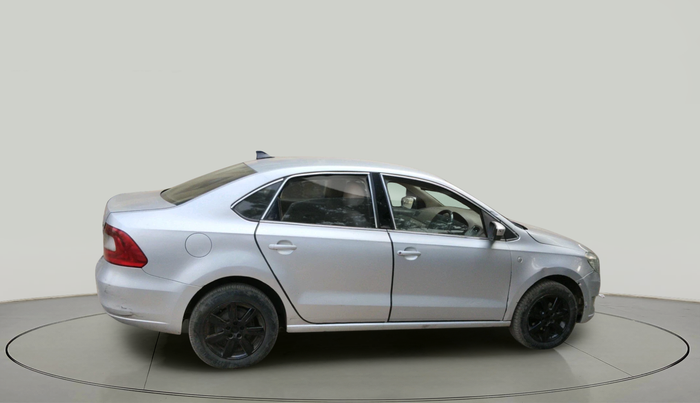 2015 Skoda Rapid AMBITION 1.5 TDI, Diesel, Manual, 1,20,286 km, exterior