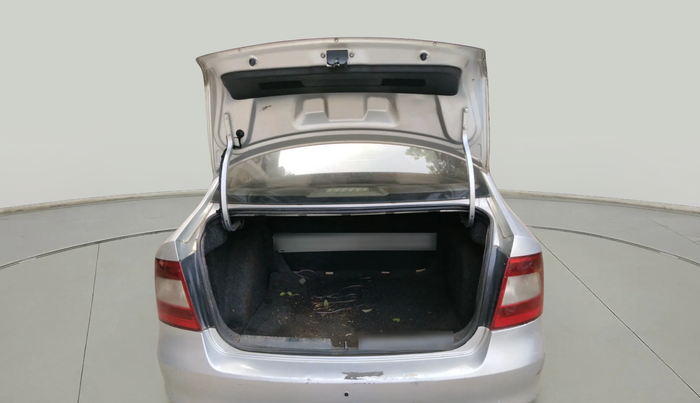 2015 Skoda Rapid AMBITION 1.5 TDI, Diesel, Manual, 1,20,286 km, exterior