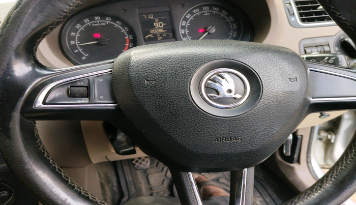 2015 Skoda Rapid AMBITION 1.5 TDI, Diesel, Manual, 1,20,286 km, interior