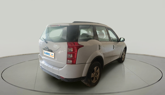 2013 Mahindra XUV500 W8, Diesel, Manual, 1,83,930 km, exterior