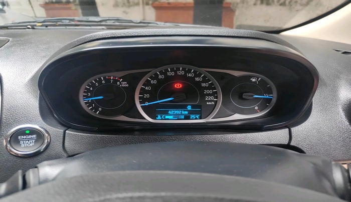2019 Ford Figo Aspire TITANIUM 1.2 PETROL, Petrol, Manual, 42,392 km, interior