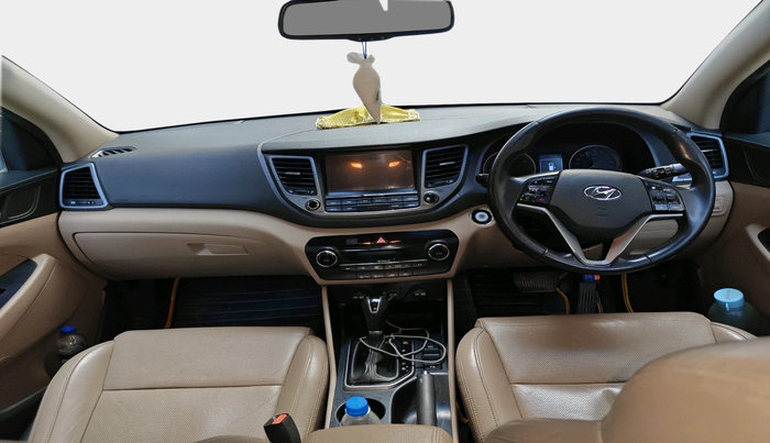 2016 Hyundai Tucson 2WD AT GL PETROL , Petrol, Automatic, 1,39,670 km, interior