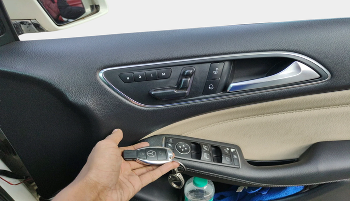 2013 Mercedes Benz B Class B 180 SPORTS PETROL, Petrol, Automatic, 55,491 km, interior