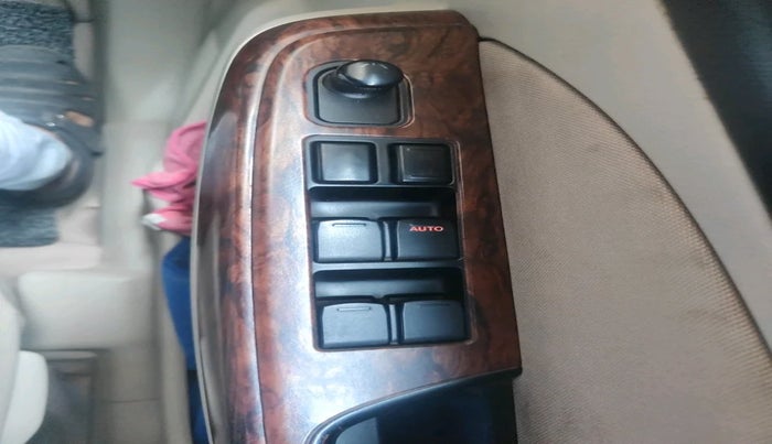 2017 Maruti Dzire VXI AMT, Petrol, Automatic, 91,074 km, interior