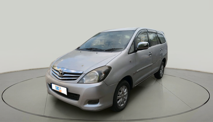 2011 Toyota Innova VX 2.5 8 STR, Diesel, Manual, 1,83,527 km, exterior