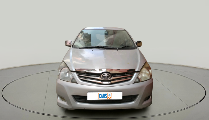 2011 Toyota Innova VX 2.5 8 STR, Diesel, Manual, 1,83,527 km, exterior