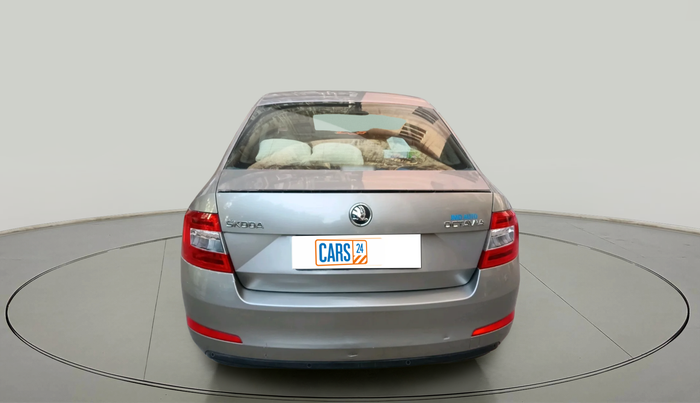 2016 Skoda Octavia AMBITION PLUS AT 1.8 TSI, Petrol, Automatic, 1,29,524 km, exterior