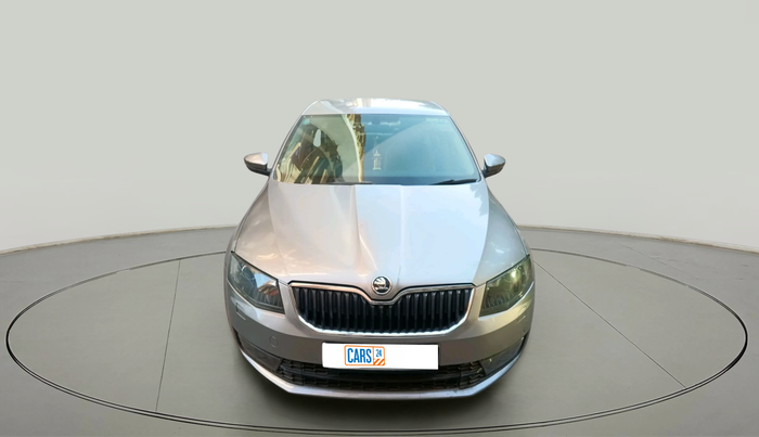 2016 Skoda Octavia AMBITION PLUS AT 1.8 TSI, Petrol, Automatic, 1,29,524 km, exterior