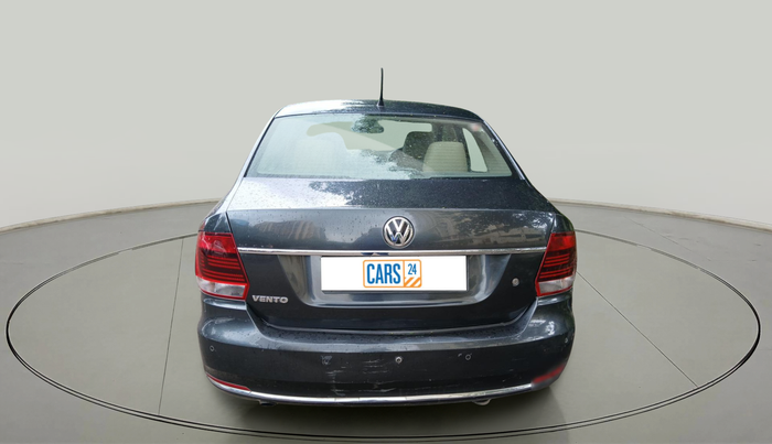 2017 Volkswagen Vento 1.2 TSI HIGHLINE PLUS AT, Petrol, Automatic, 65,384 km, exterior