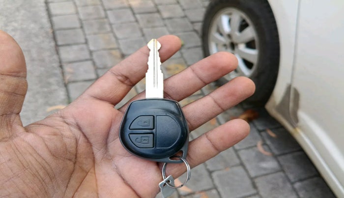 2010 Maruti Swift ZXI, Petrol, Manual, 99,346 km, interior